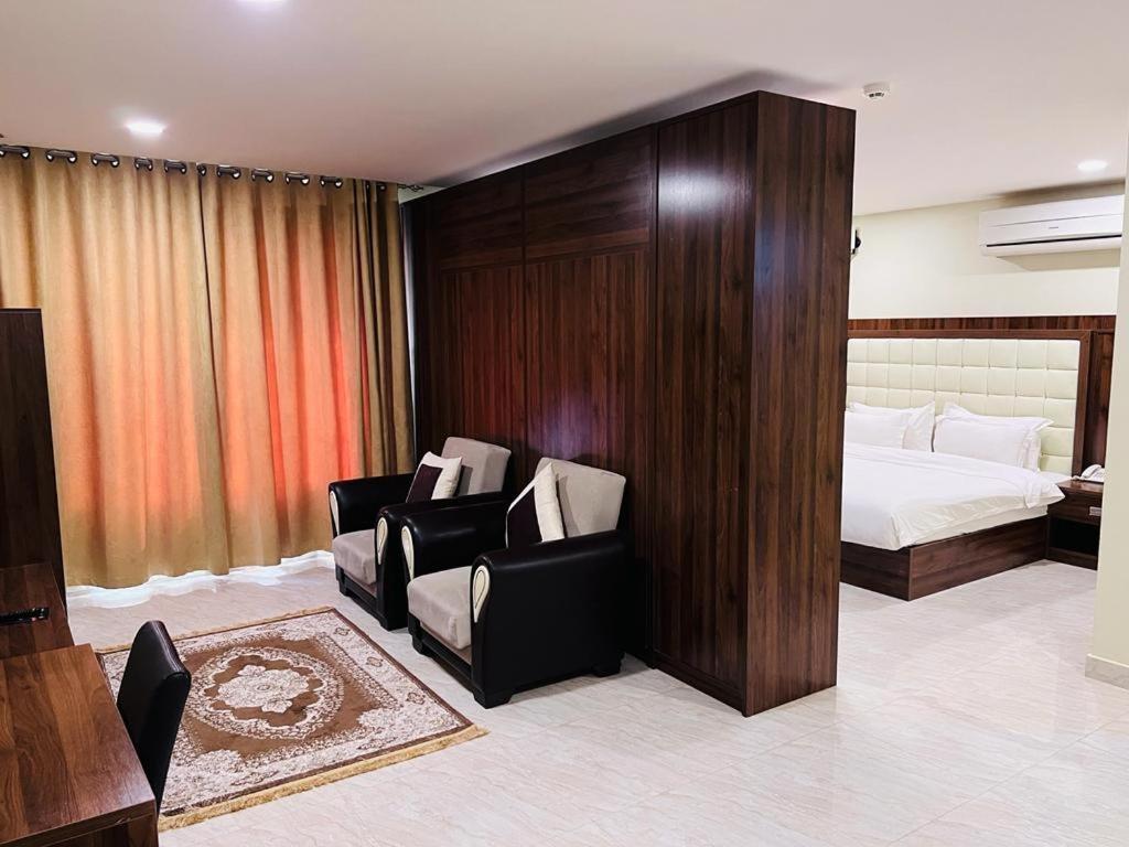Golden Crown Hotel Alseeb Muscat Exteriér fotografie
